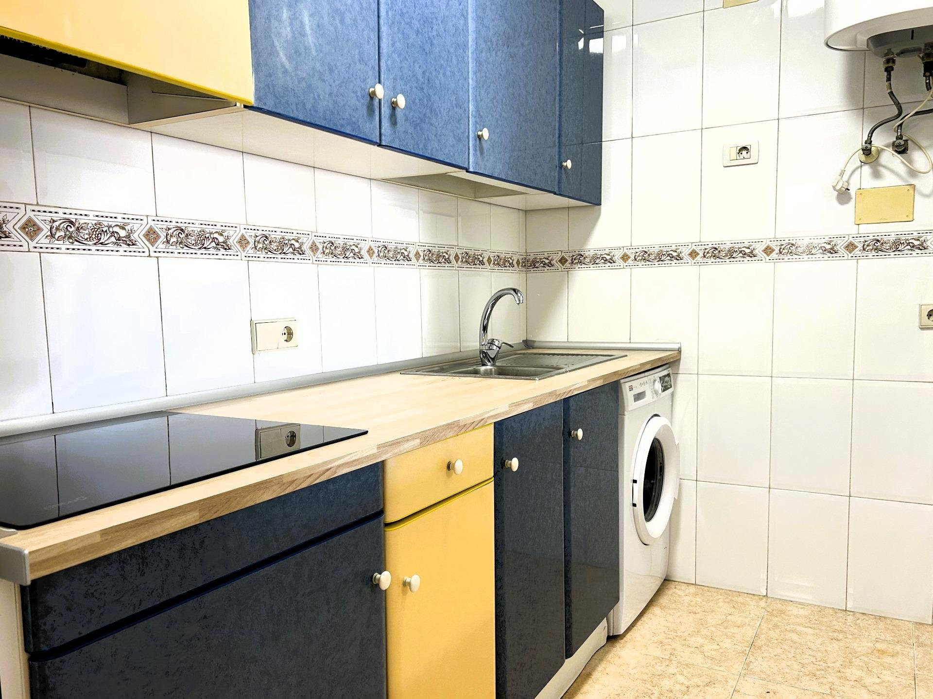 Apartment in Torrevieja - Image 2