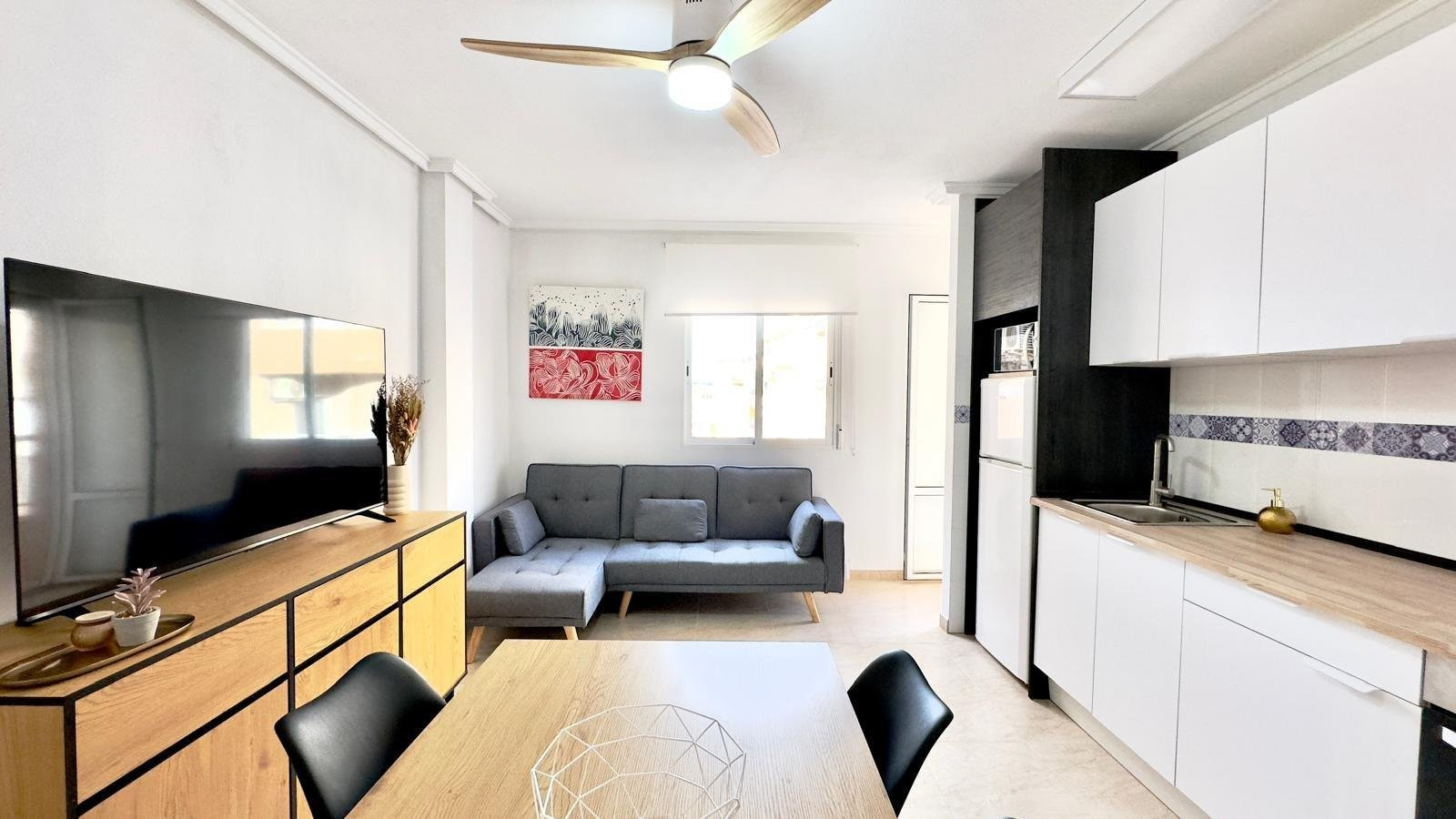 Apartment in Torrevieja - view 1