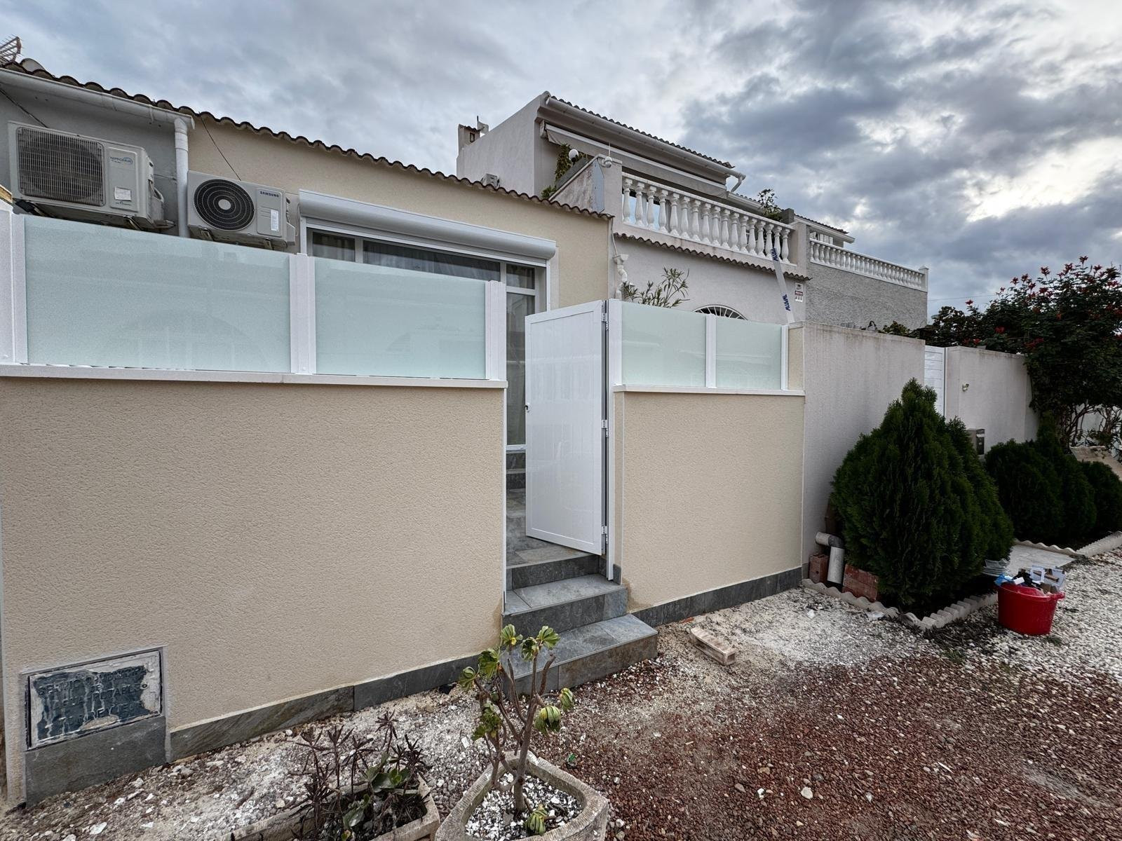 House in El Chaparral - Image 3