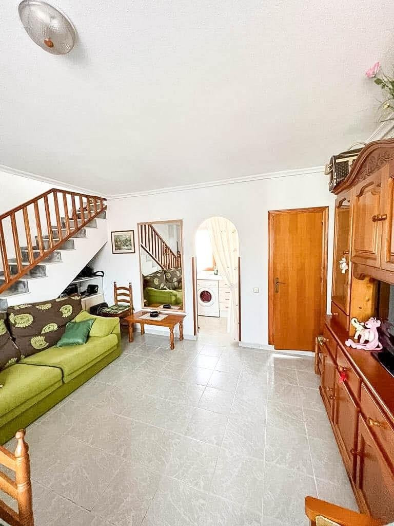 House in Torrevieja - Image 3