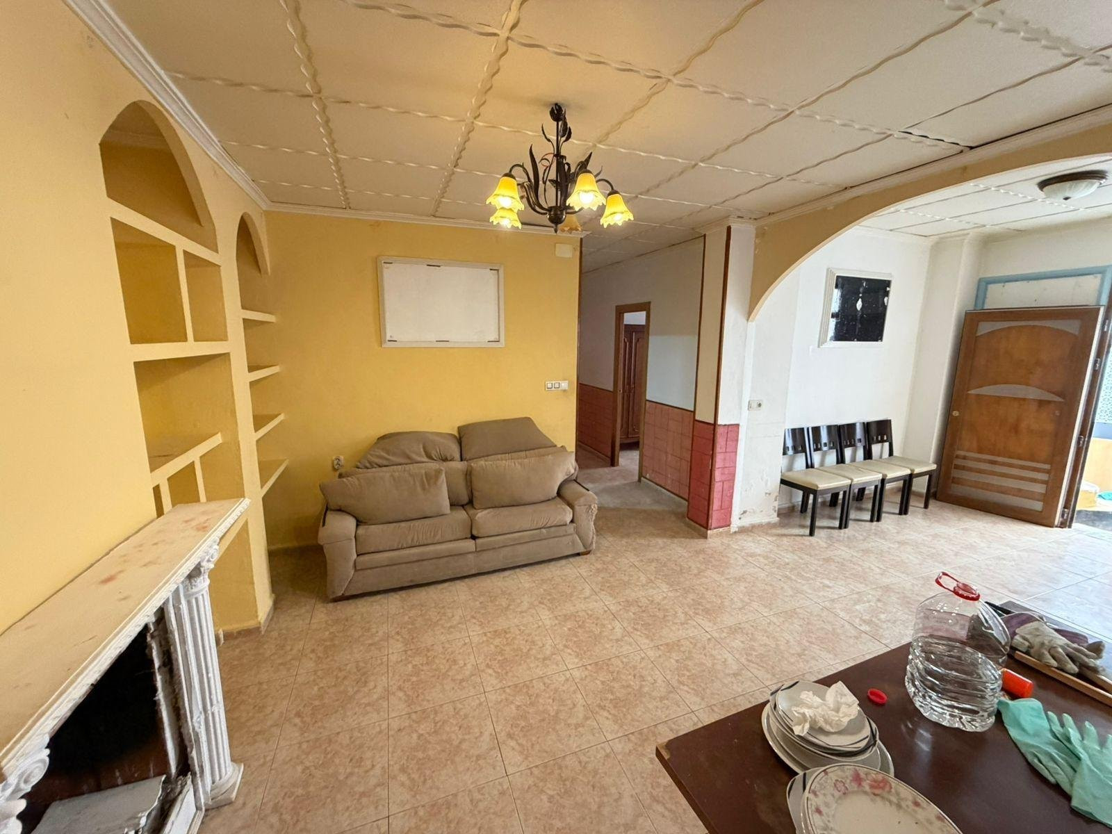 House in Torrevieja - Image 2