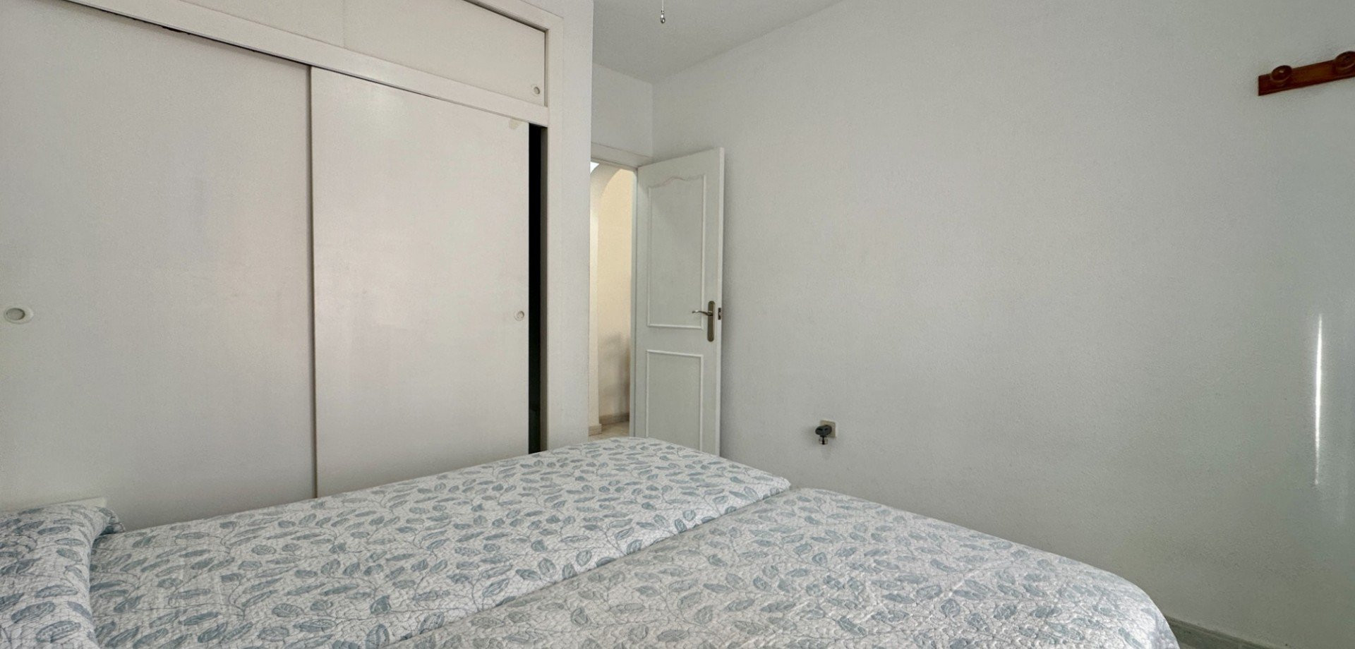 House in Playa Flamenca - Image 4