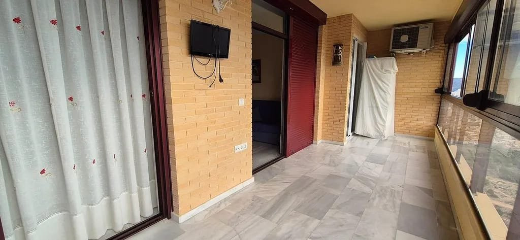 Apartment in Benidorm - Image 3