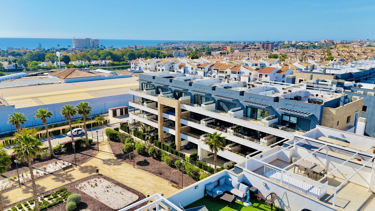 Apartment in La Zenia - view 1