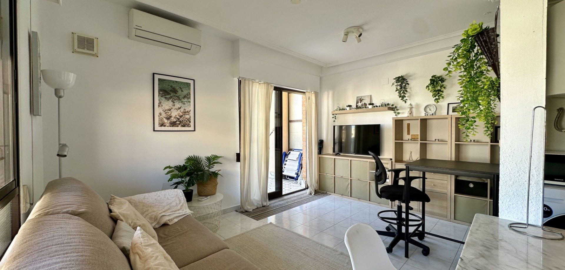 Apartment in Torrevieja - Image 4