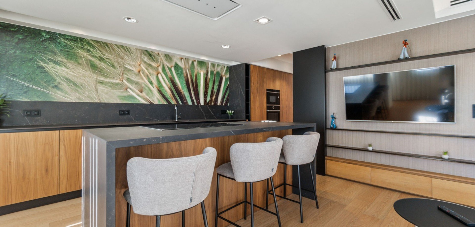 Apartment in Torrevieja - Image 2