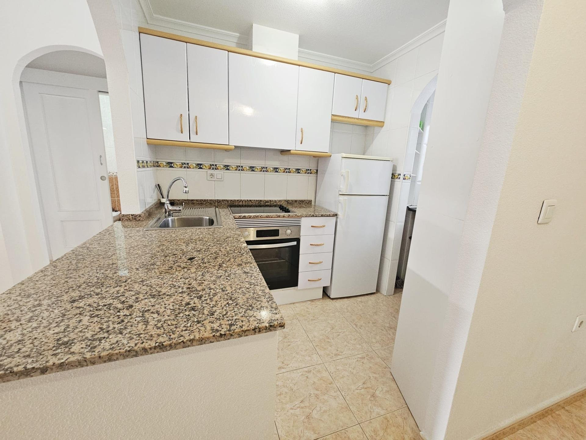 Apartment in Torrevieja - Image 5
