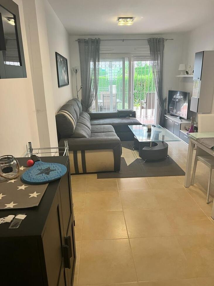 Apartment in Urbanizacion los Balcones - Image 2