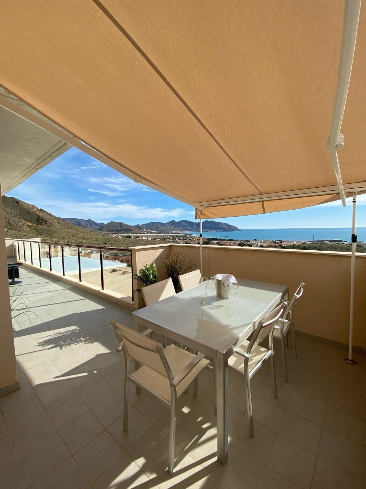 Apartment in Isla Plana - Image 2