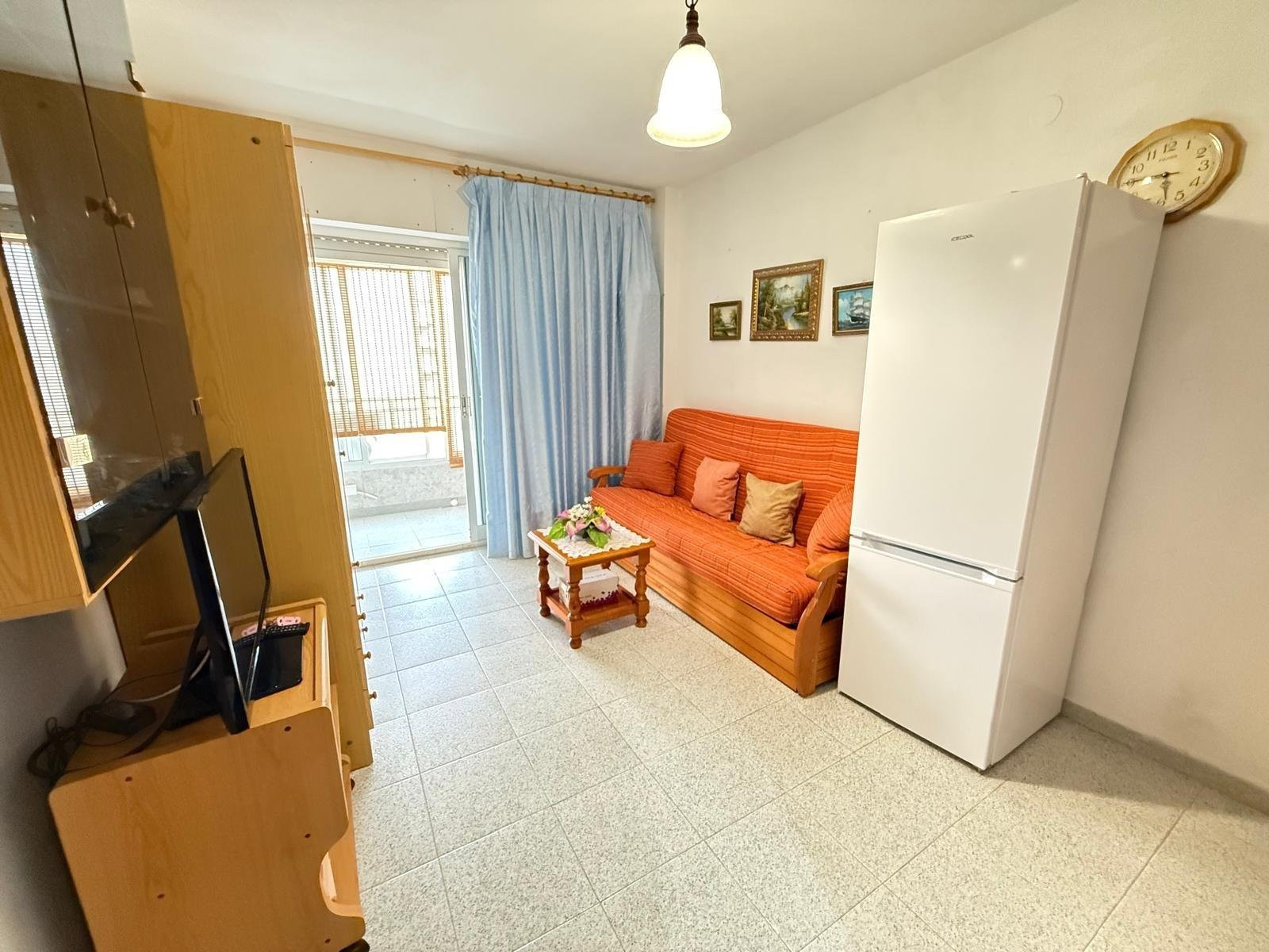 Apartment in Torrevieja - Image 2