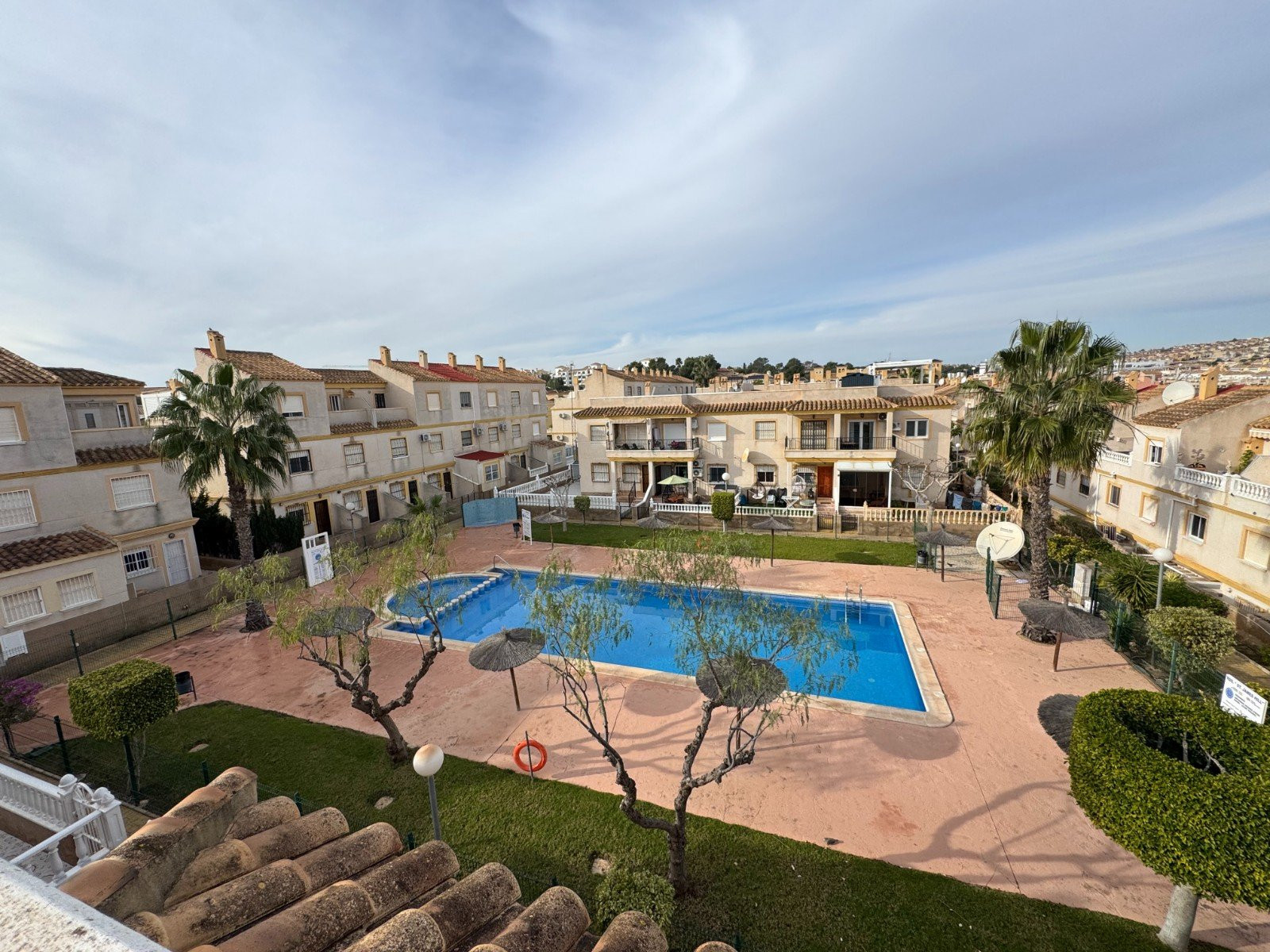 Apartment in Villamartin - view 1