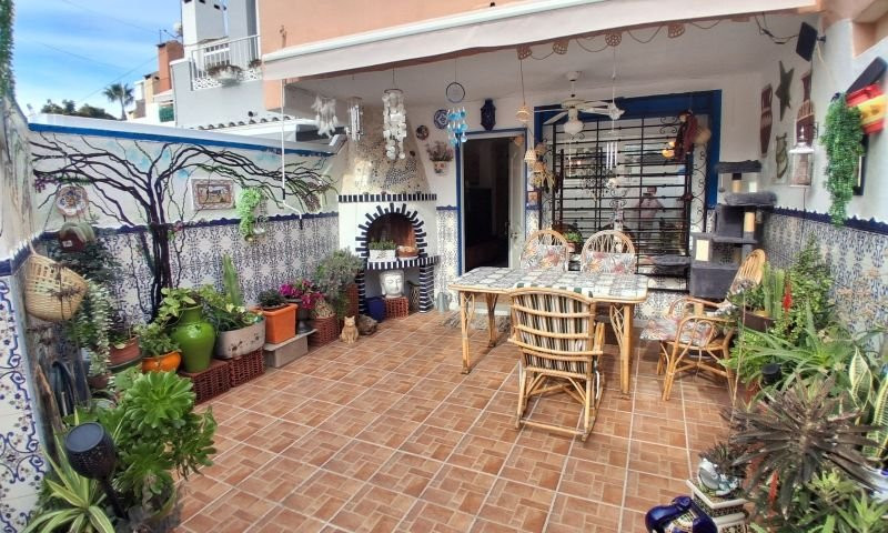 Apartment in Torrevieja - Image 2
