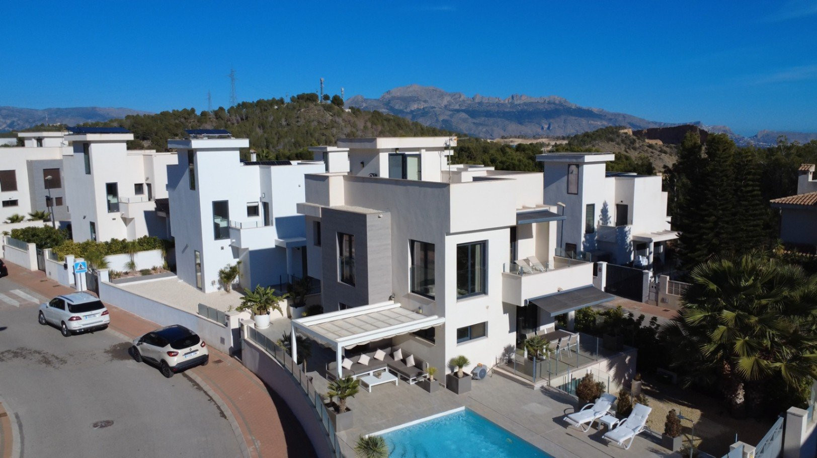 Villa in La Nucia - Image 5