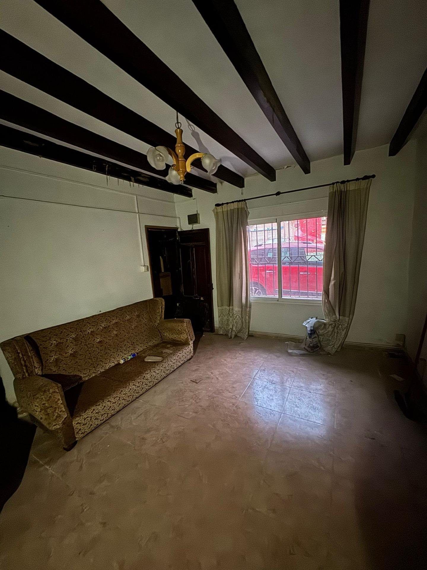 House in Molins - Image 4