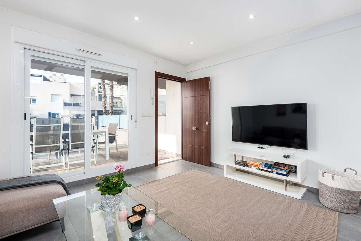 House in Torrevieja - Image 3