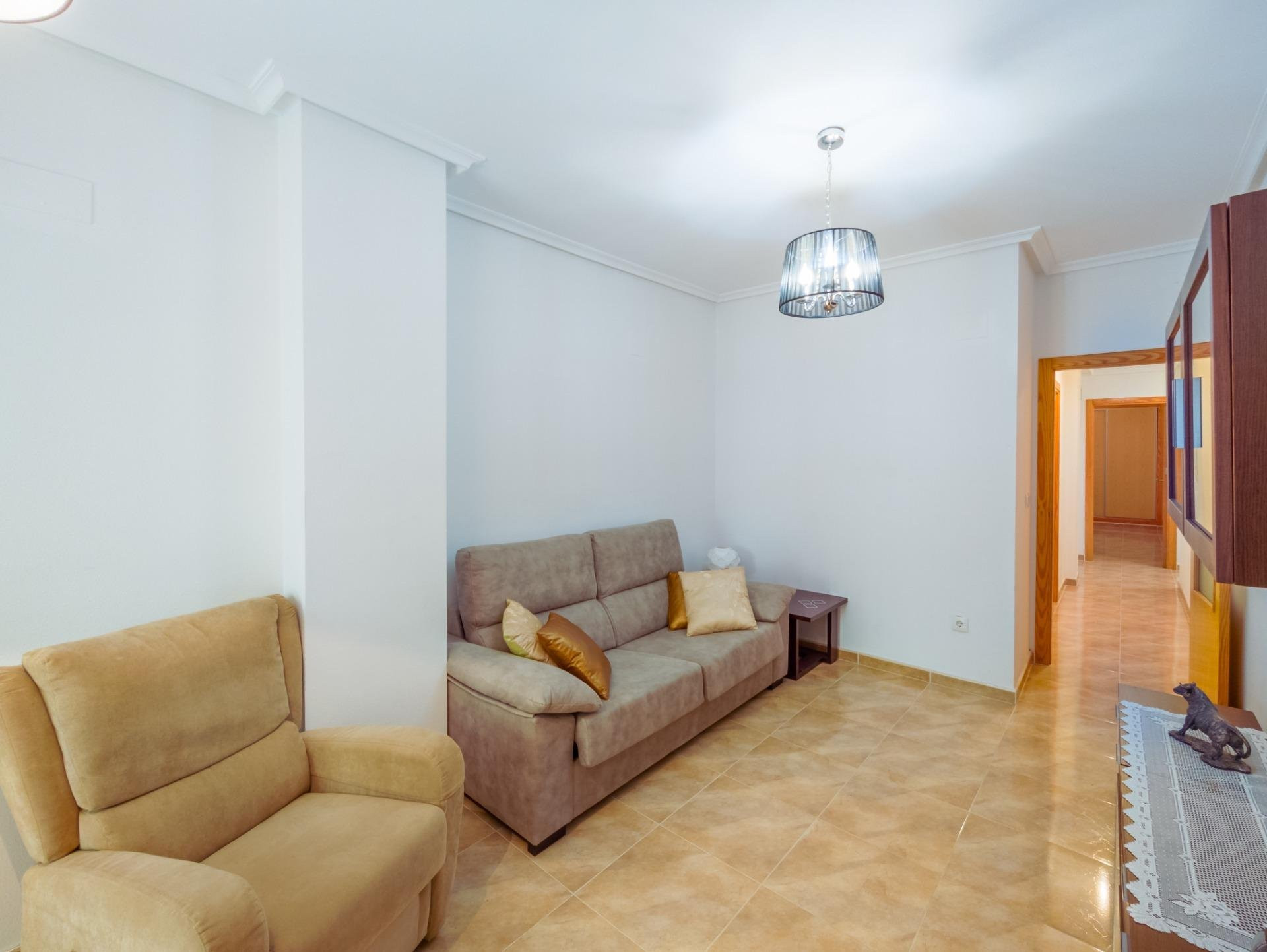 Apartment in Torrevieja - Image 3