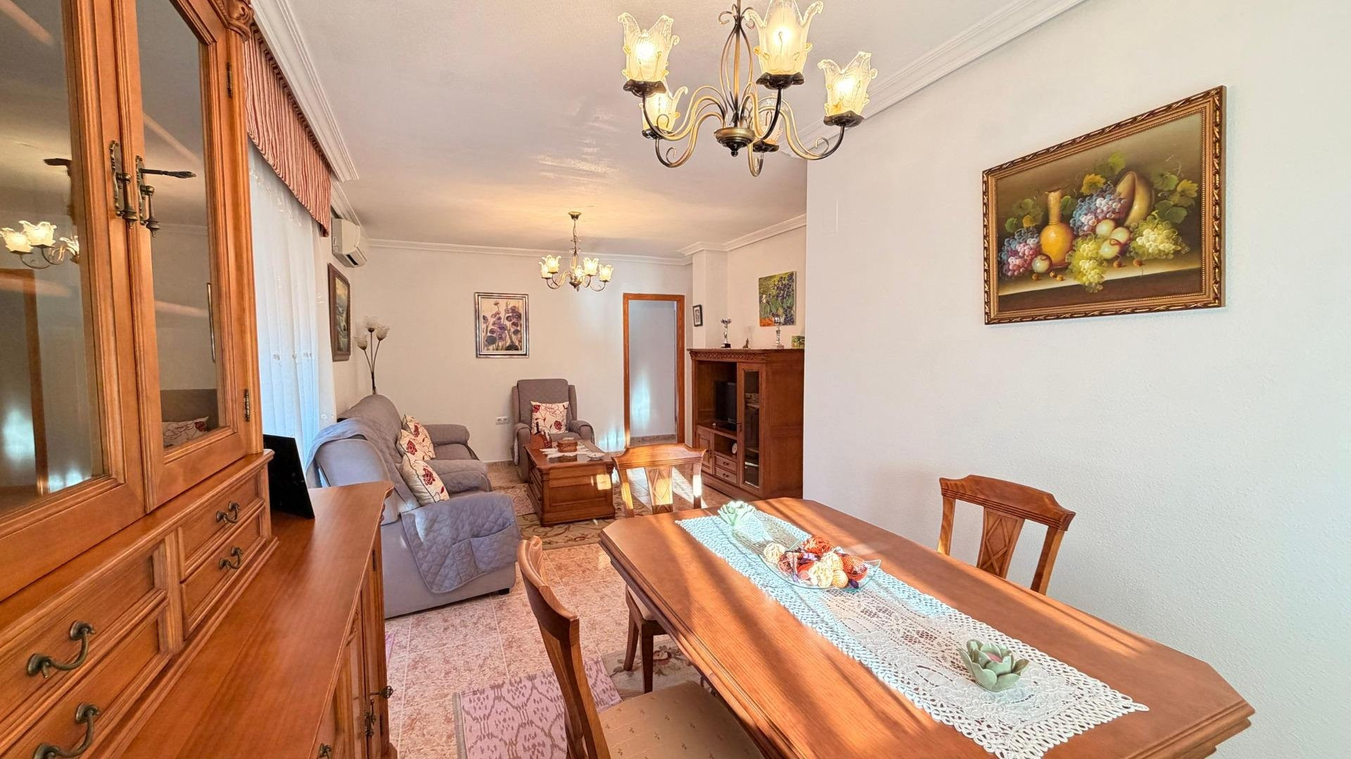 Apartment in Torrevieja - Image 4