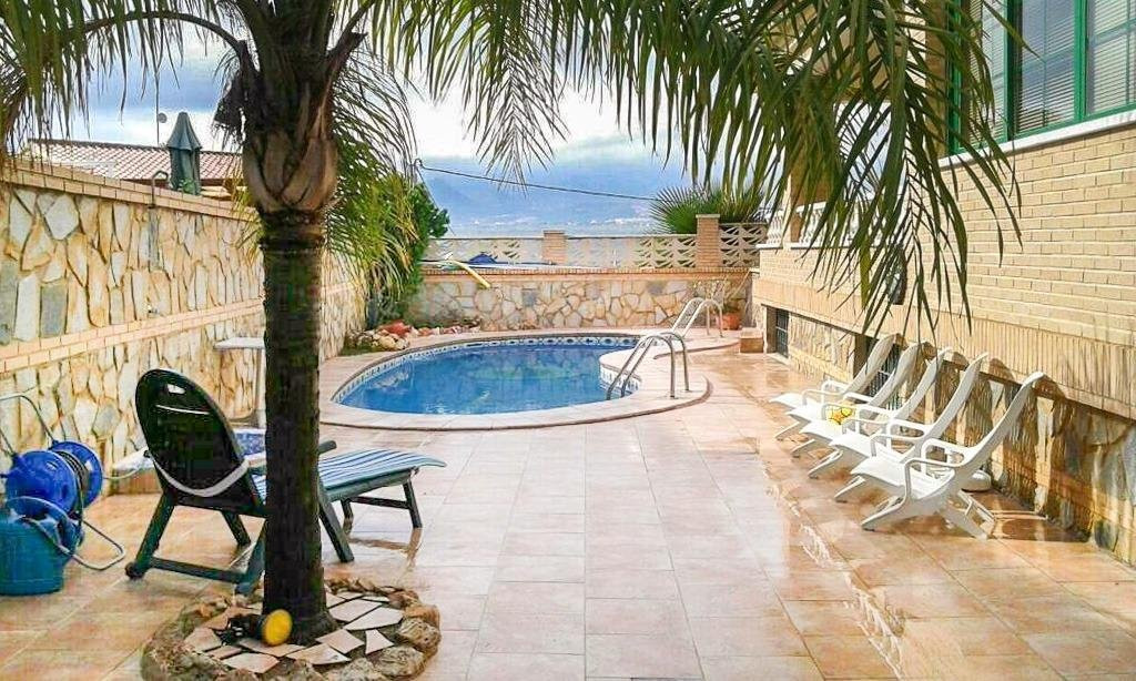 Villa in Benidorm - Image 2