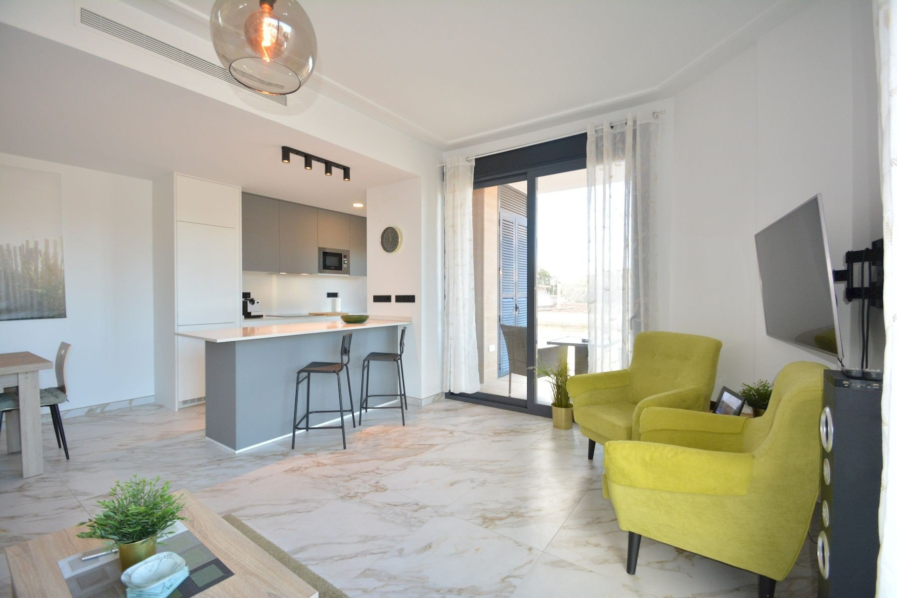 Apartment in Guardamar del Segura - Image 2