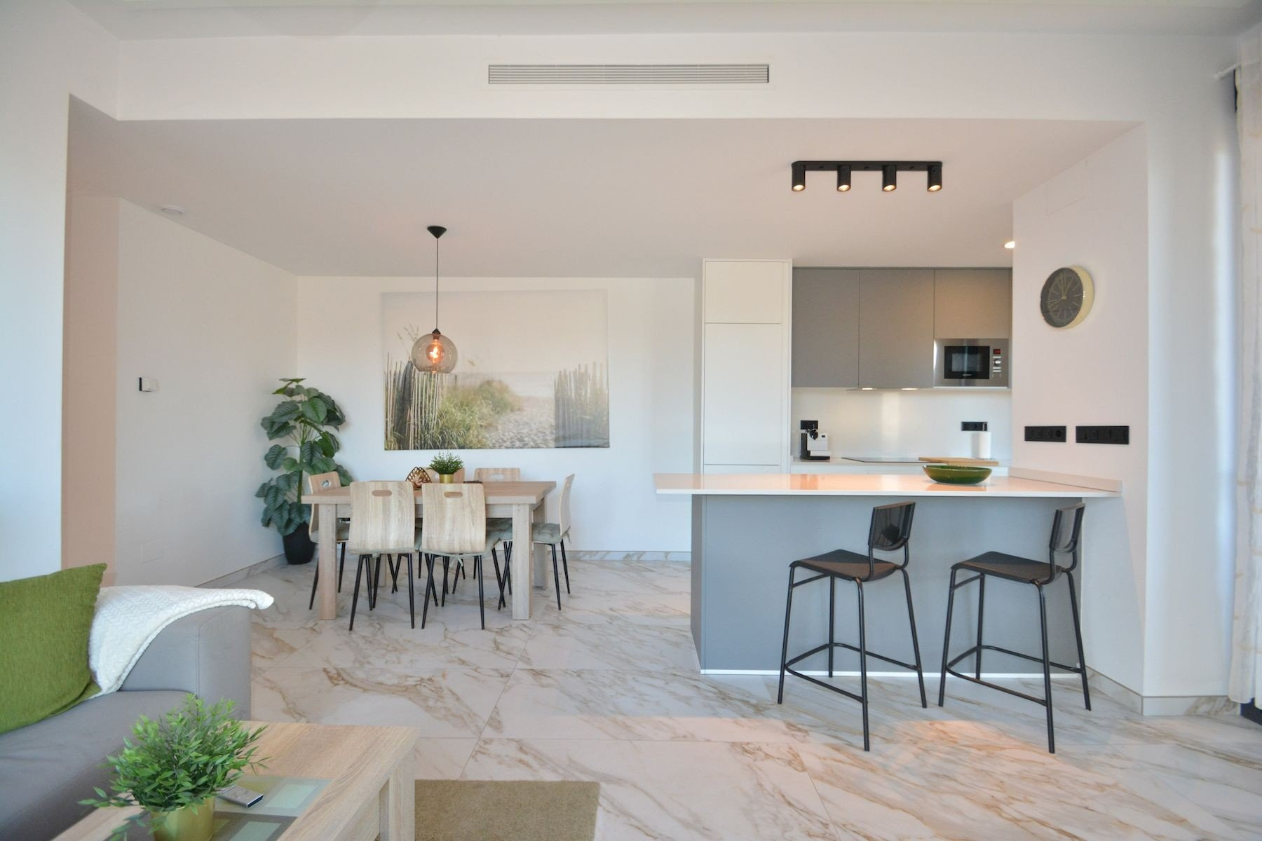 Apartment in Guardamar del Segura - Image 4