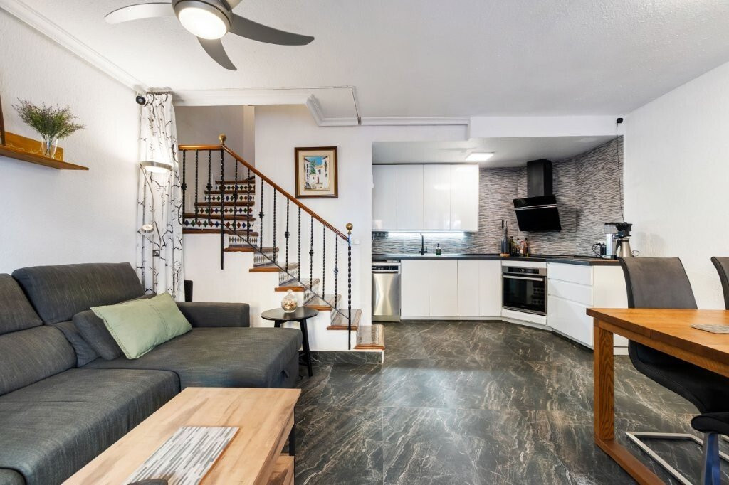 House in Torrevieja - Image 4