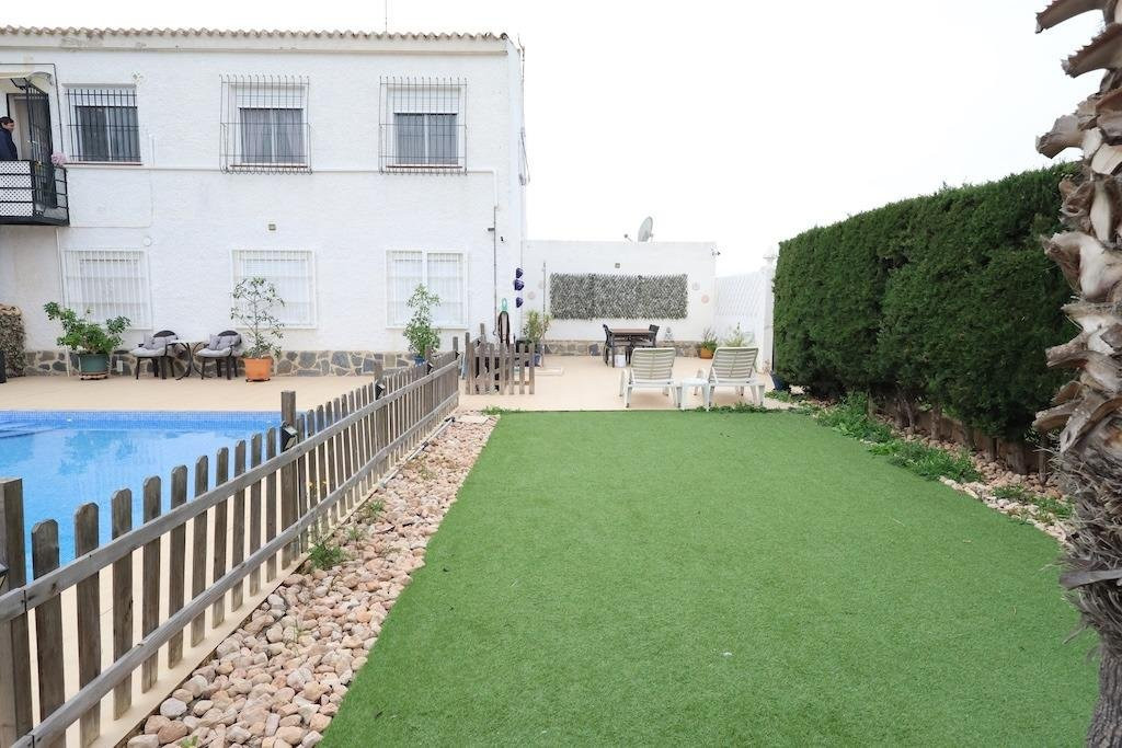 House in La Zenia - view 1