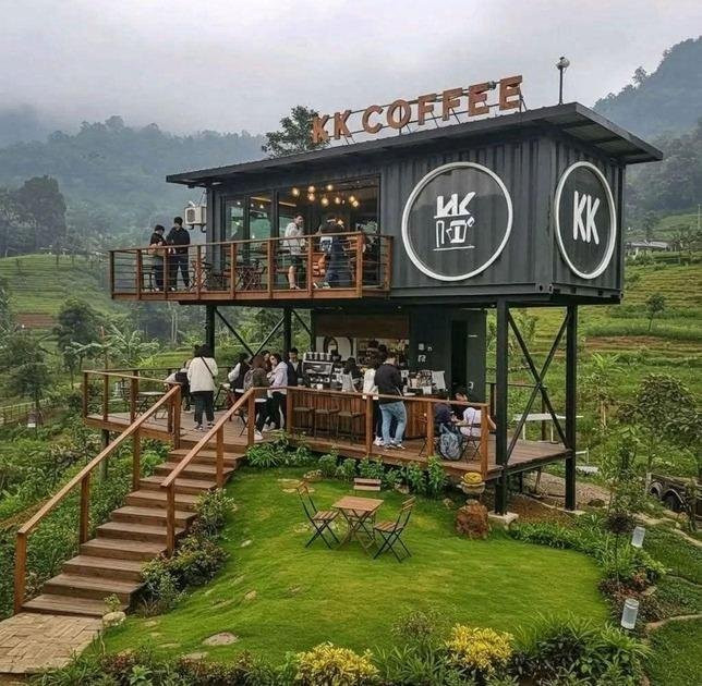 House in Campillo de Adentro - view 1