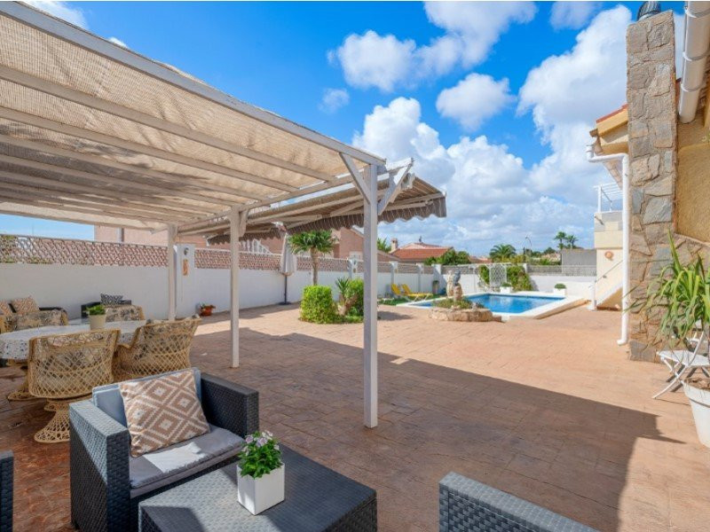 Villa in Ciudad Quesada - view 1