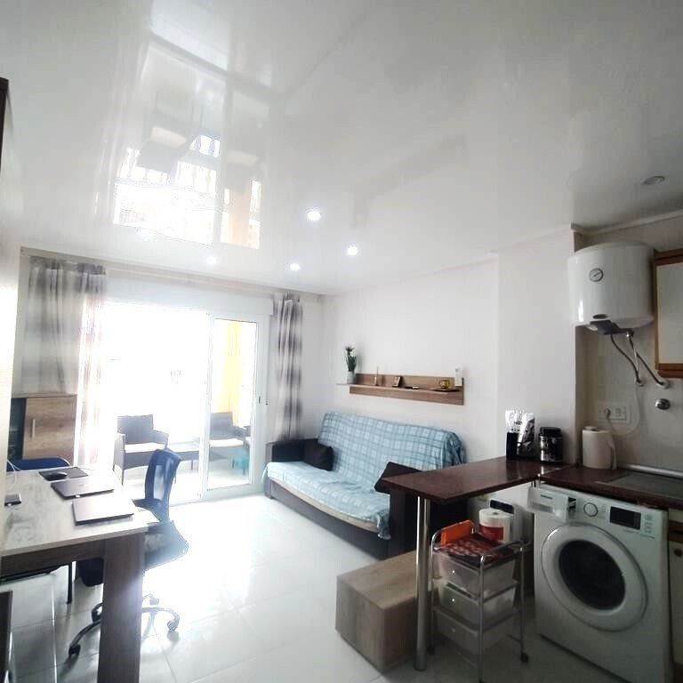 Apartment in Torrevieja - Image 2