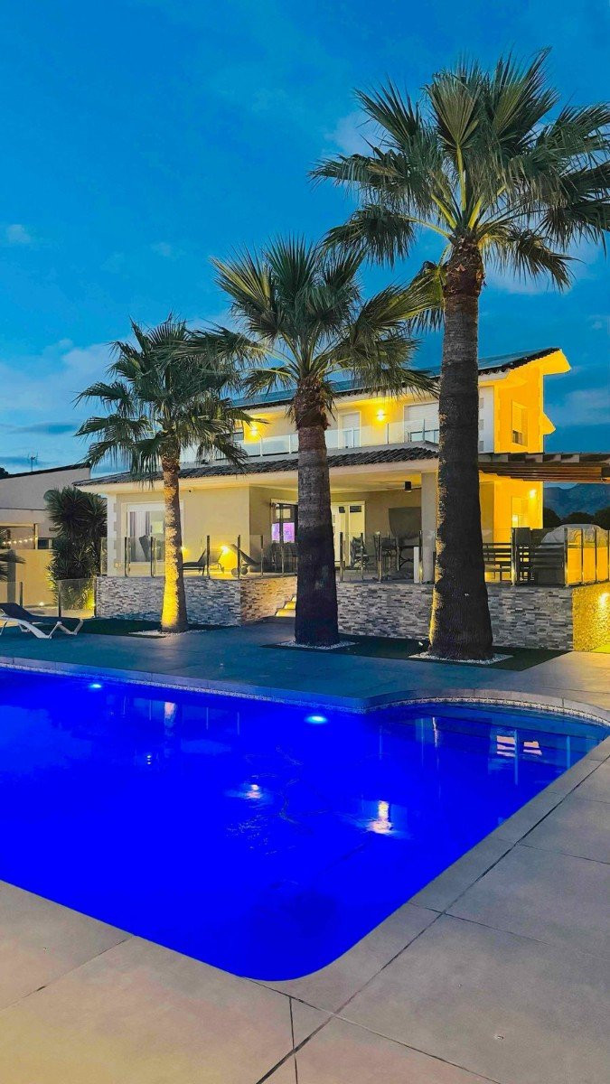 Villa in l'Alfas del Pi - Image 3