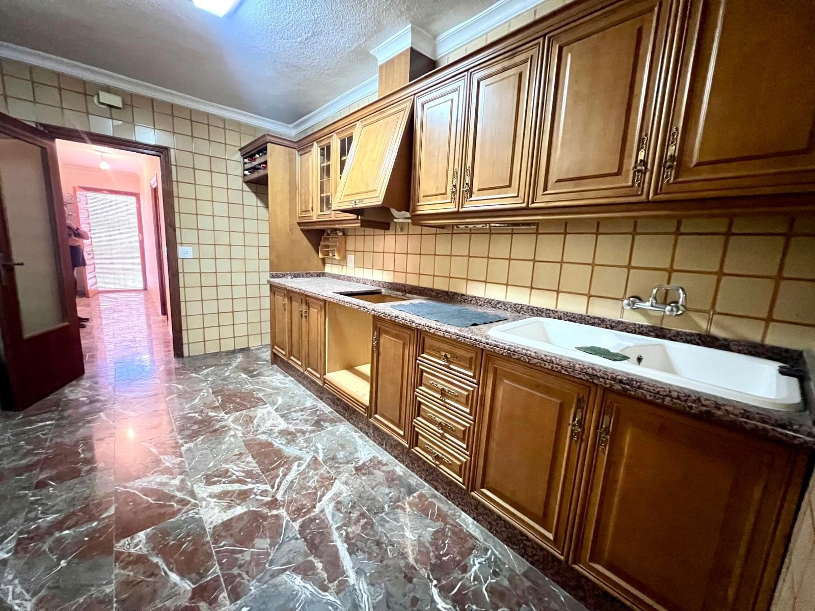 House in Balonga - Image 3