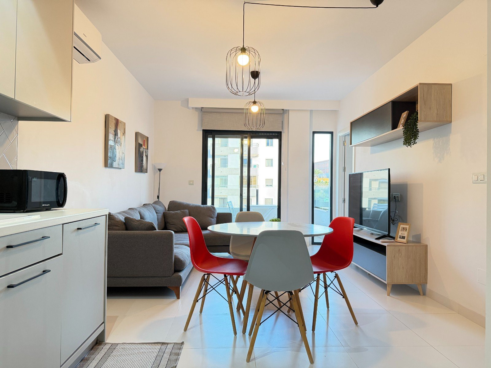 Apartment in San Miguel de Salinas - Image 3