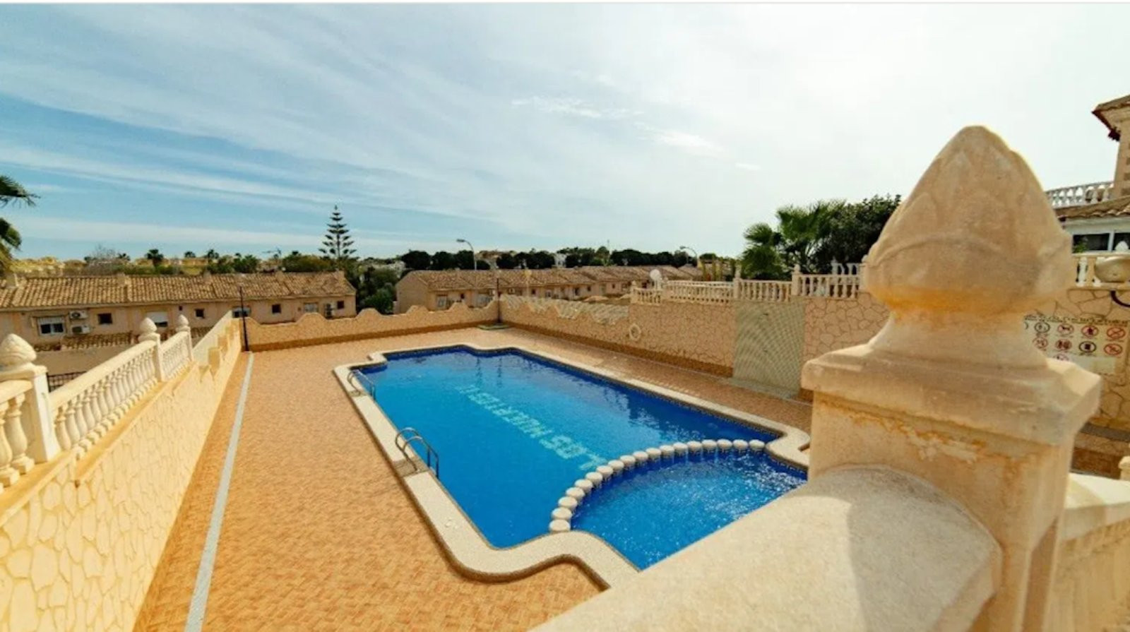 Villa in Torrevieja - view 1