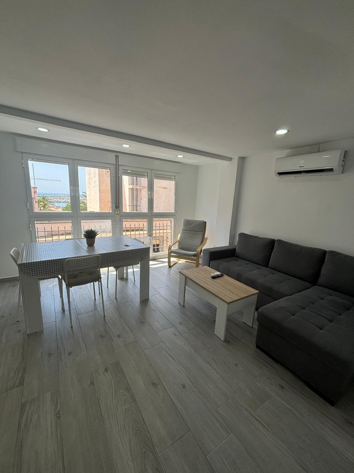 Apartment in Torrevieja - view 1