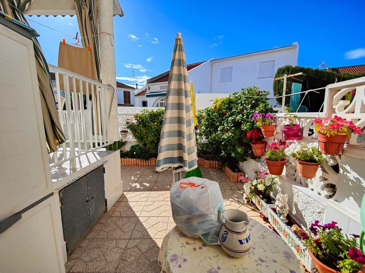 House in Torrevieja - Image 3