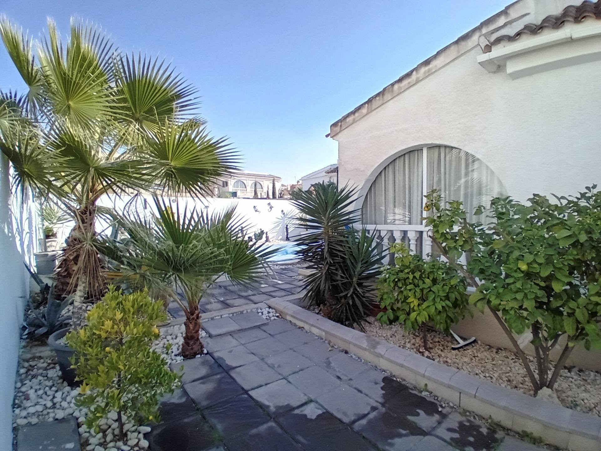 Villa in Vina de Raja - Image 3