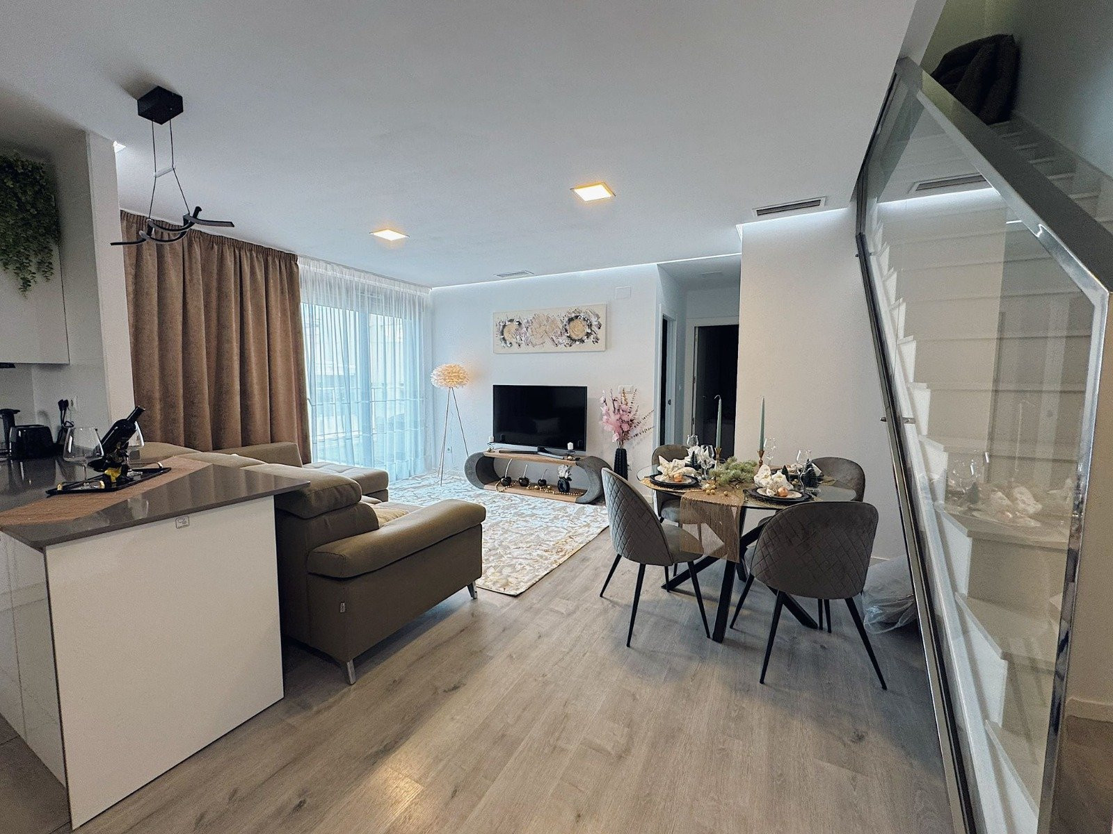 Apartment in Villamartin - Image 4