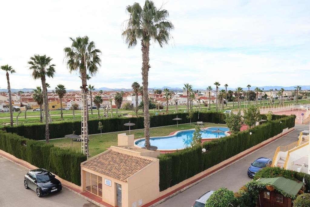 House in La Zenia - view 1