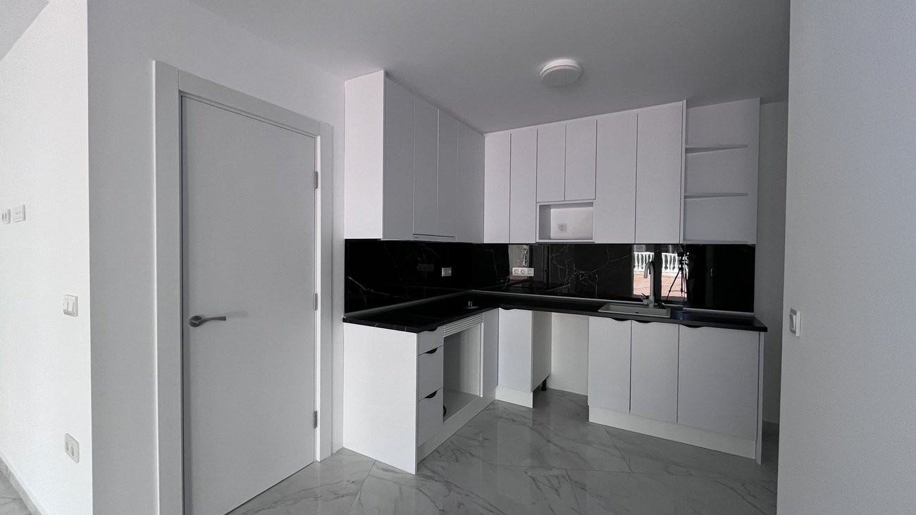 House in Torrevieja - Image 4