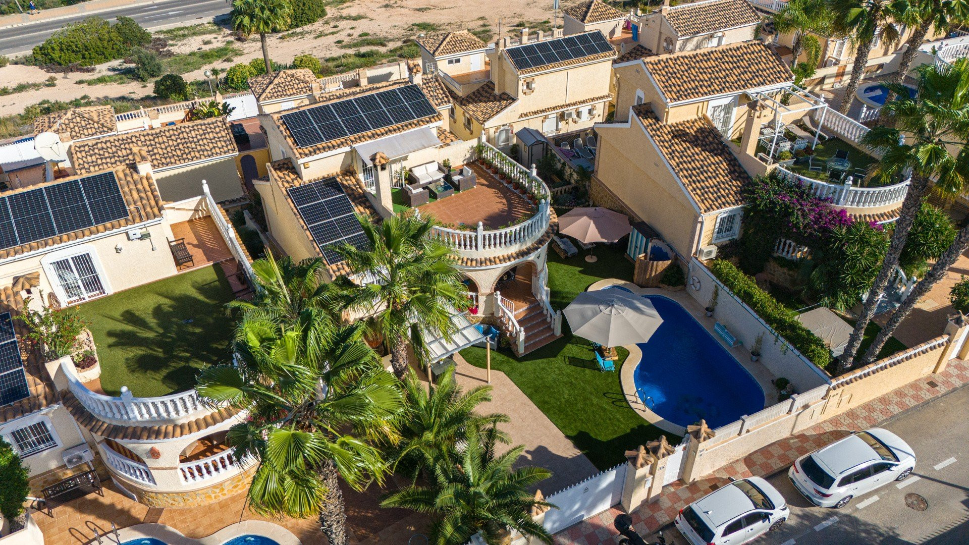 Villa in Santa Pola - Image 2