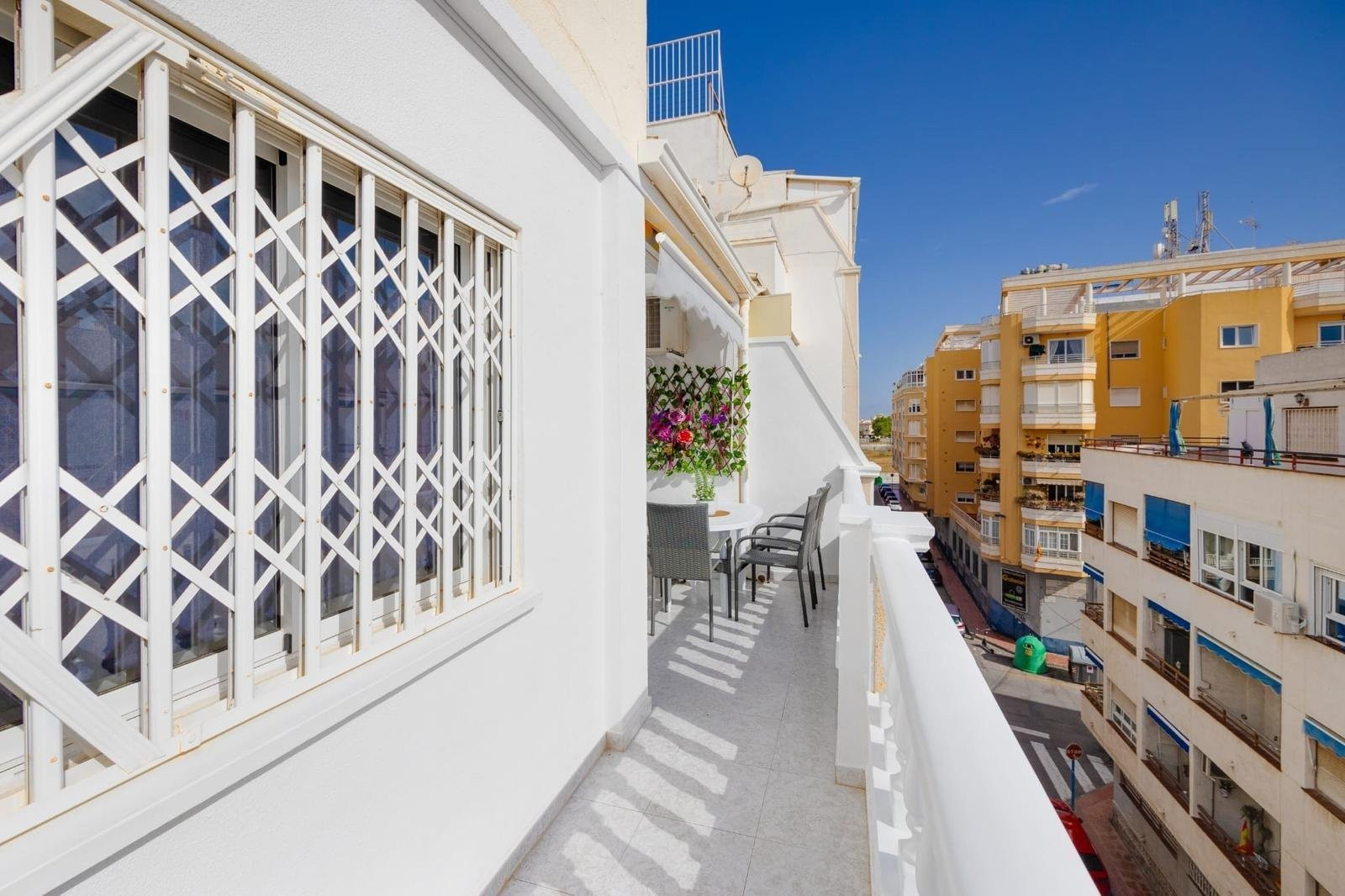 Apartment in Torrevieja - view 1