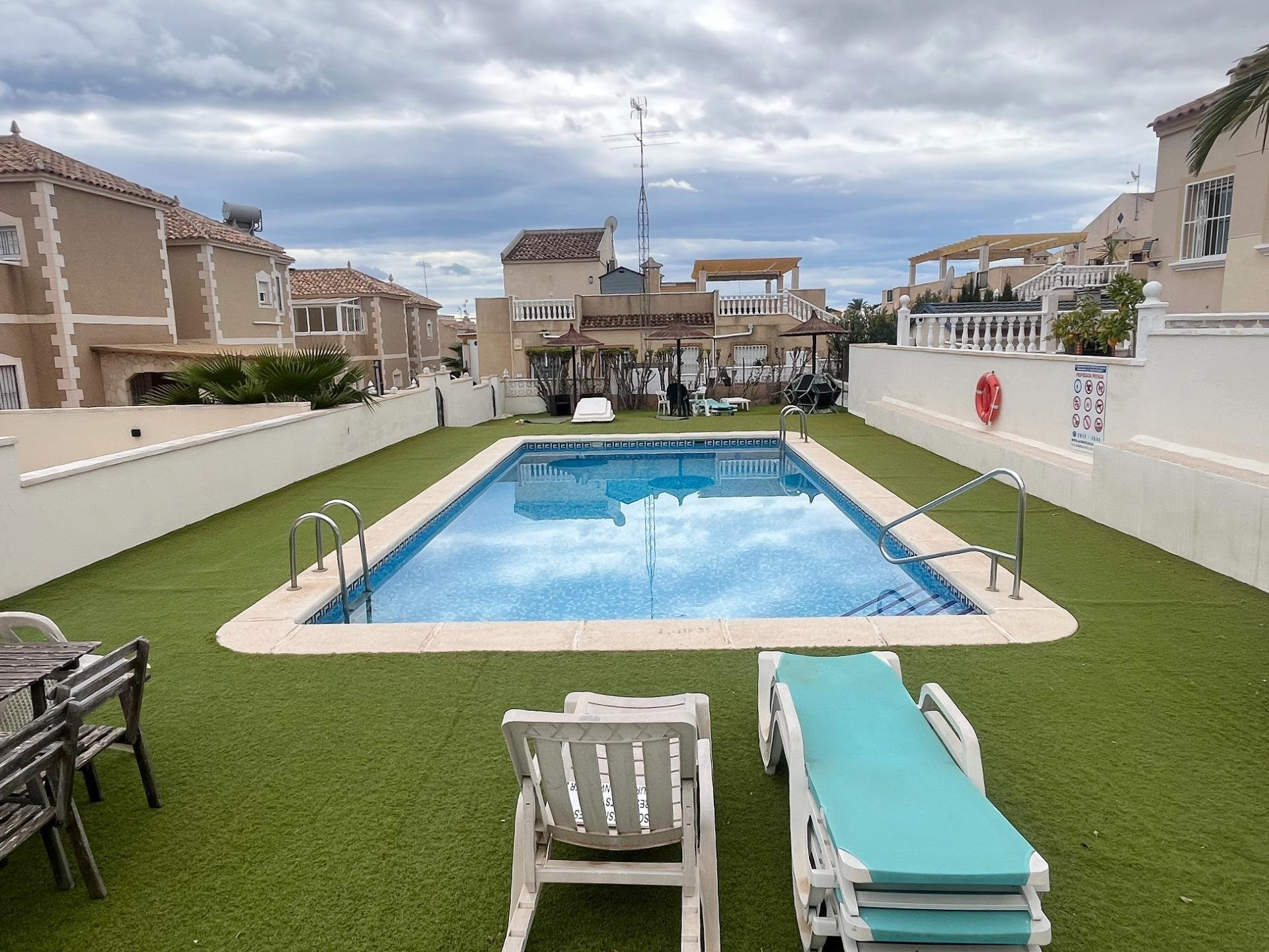Apartment in San Miguel de Salinas - view 1