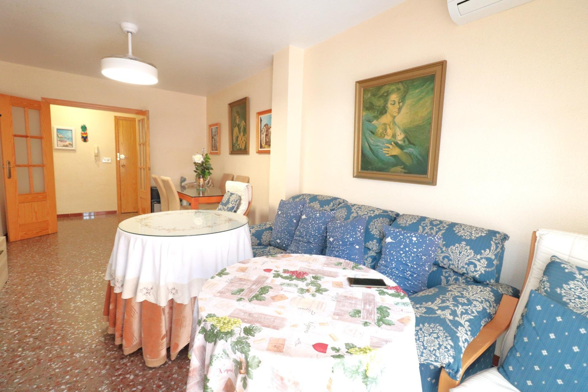 Apartment in Torrevieja - Image 2