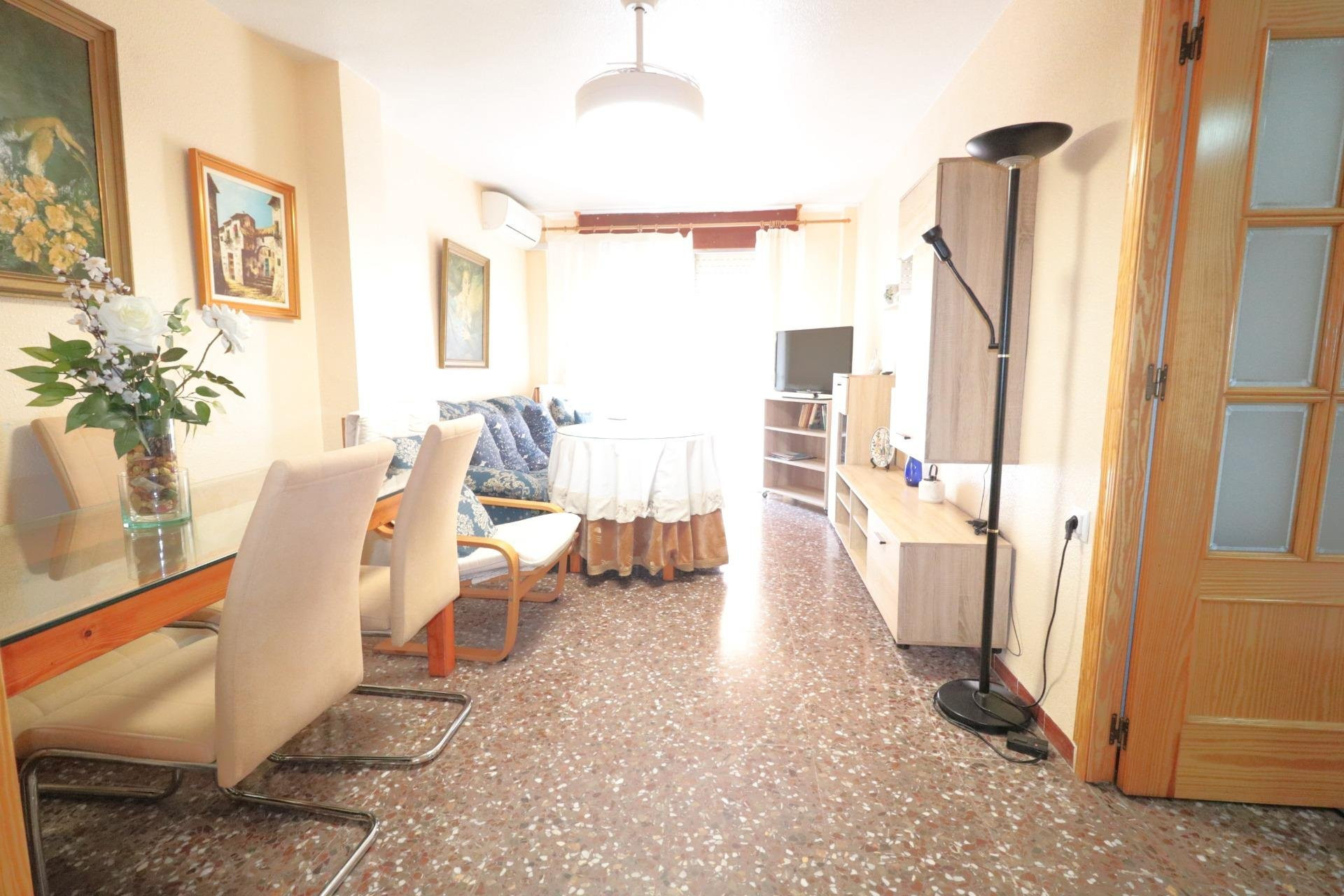 Apartment in Torrevieja - Image 3