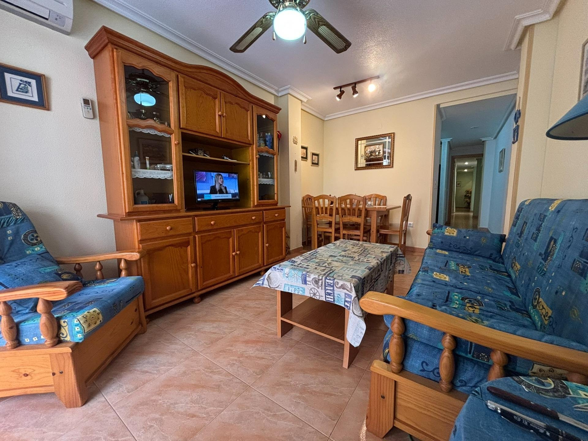 Apartment in Torrevieja - Image 2