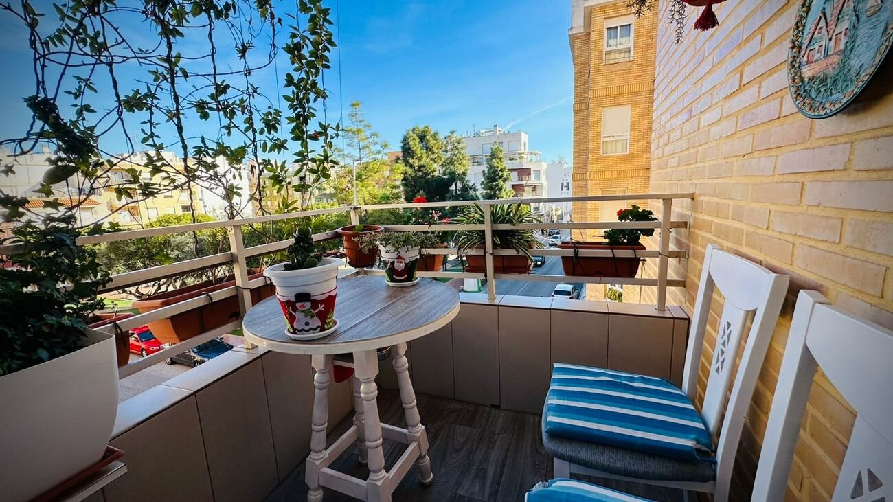 Apartment in Canada - view 1