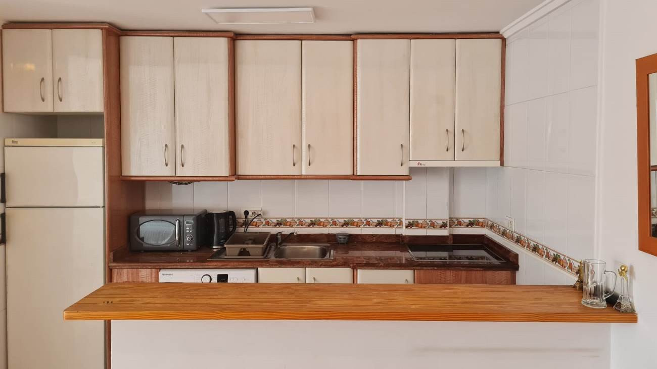 Apartment in Villamartin - Image 3