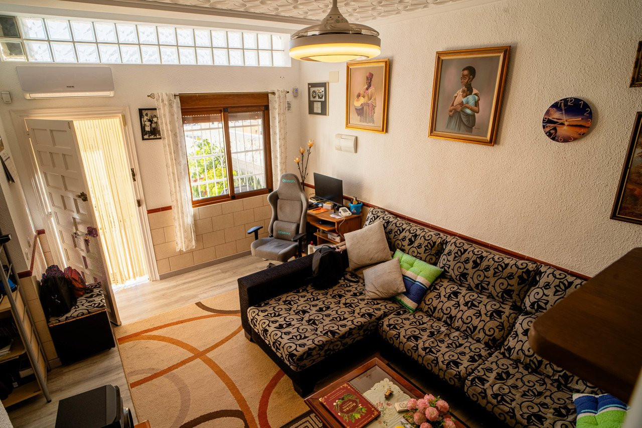 House in Torrevieja - Image 4