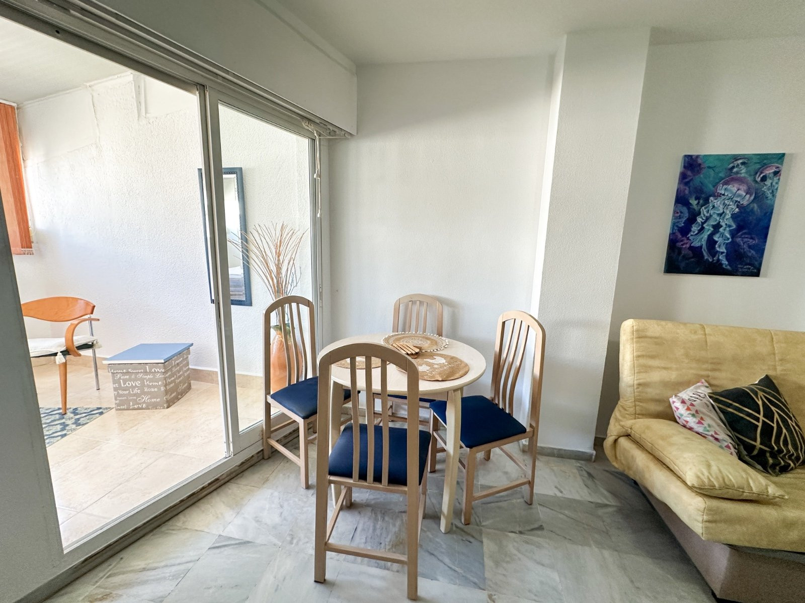 Apartment in Torrevieja - Image 4