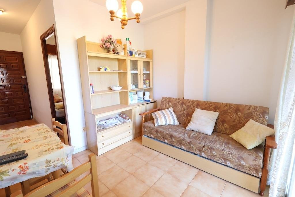Apartment in Torrelamata - Image 3